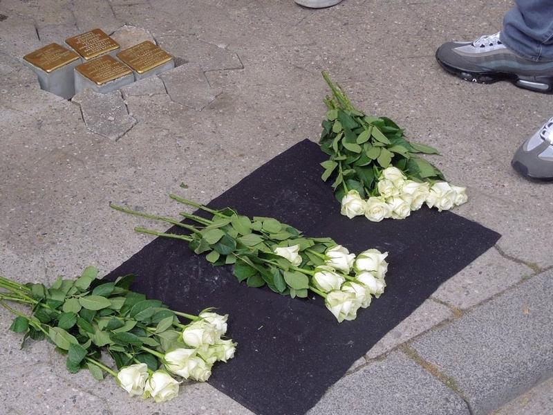 K800_Stolperstein-Home_009_Verlegung – 004 – 2026-06-11